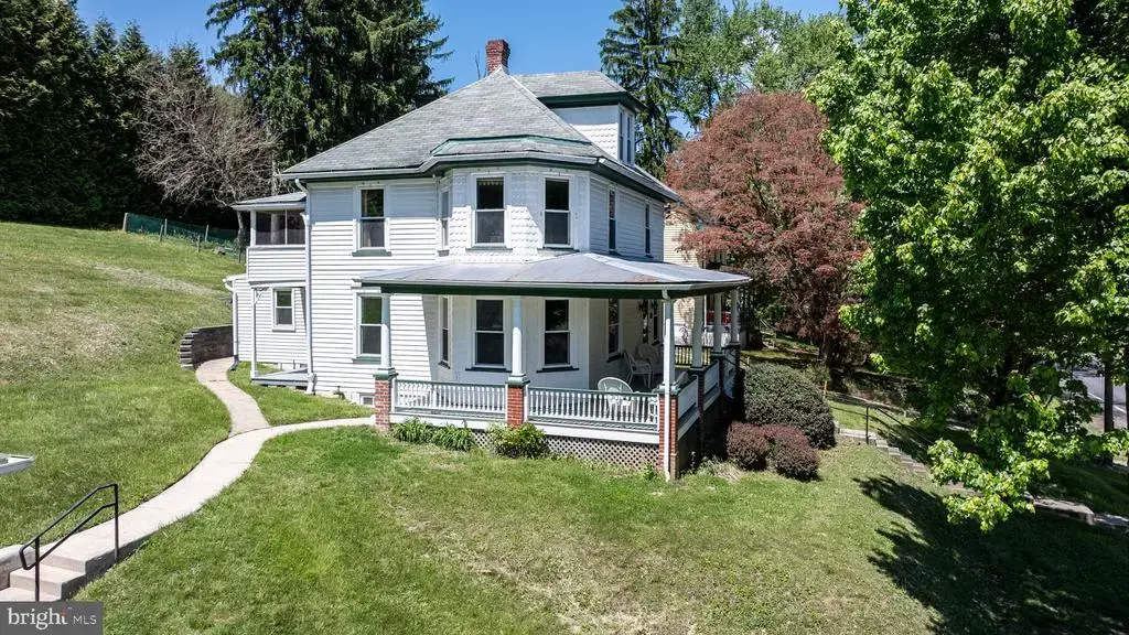 1101 Yorklyn Rd, HOCKESSIN