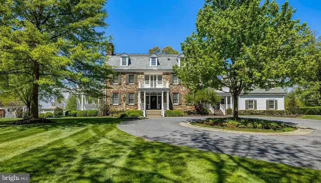 2734 Caves Rd, Owings Mills