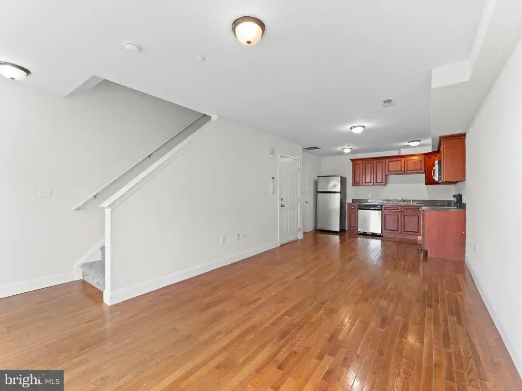 1910 N Gratz St, PHILADELPHIA