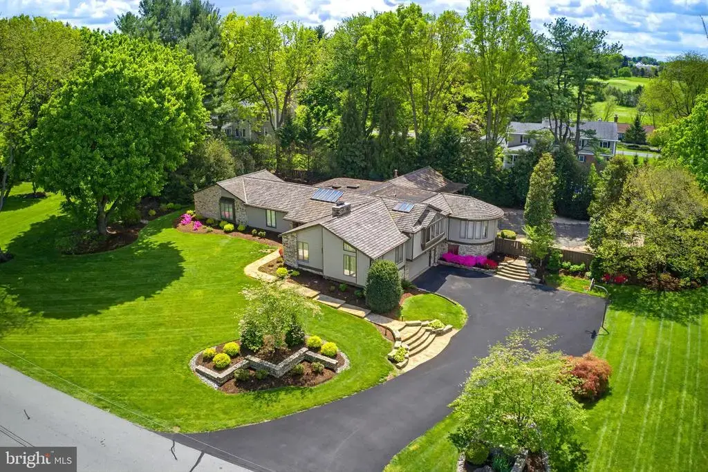 260 Brook Farms Rd, LANCASTER