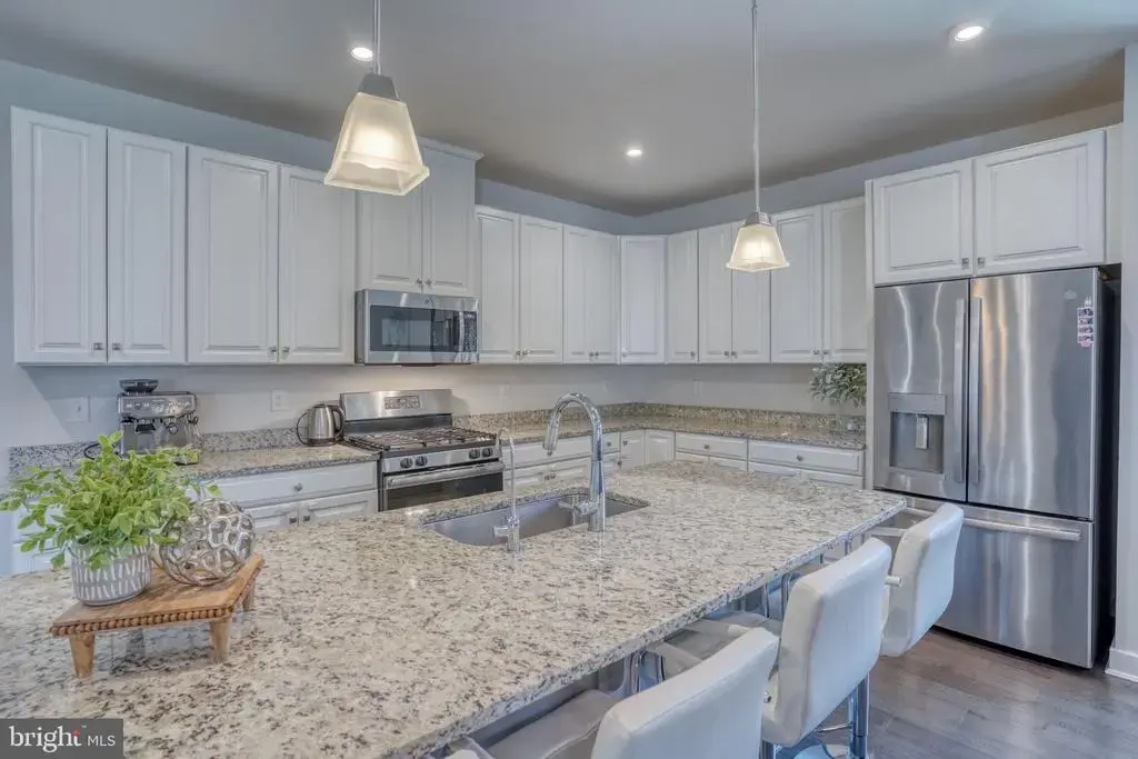 871 Sweet Birch Dr, MIDDLETOWN