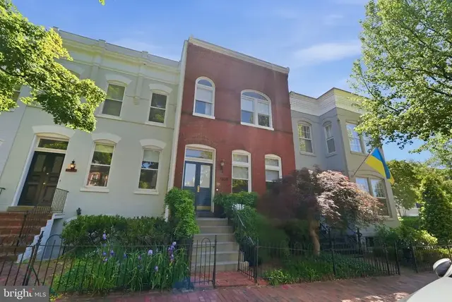 1633 35th St Nw, Washington