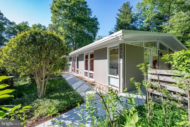 7715 Elba Rd, Alexandria