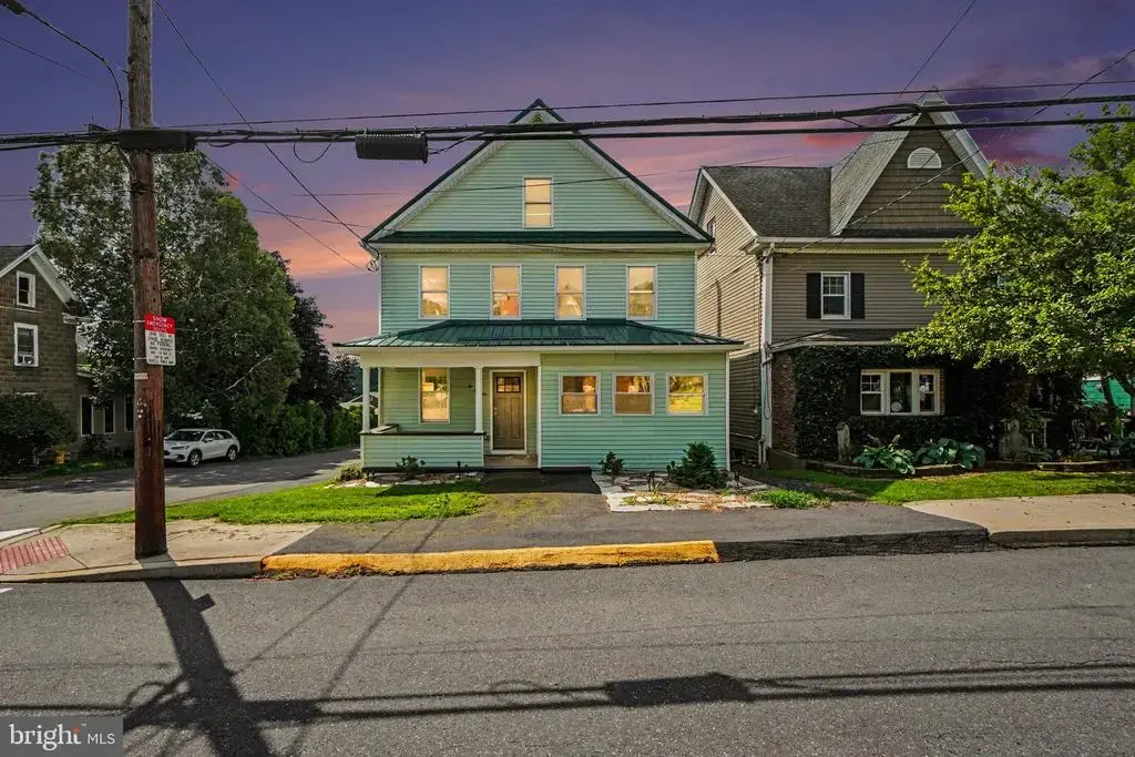 256 W Main St, RINGTOWN