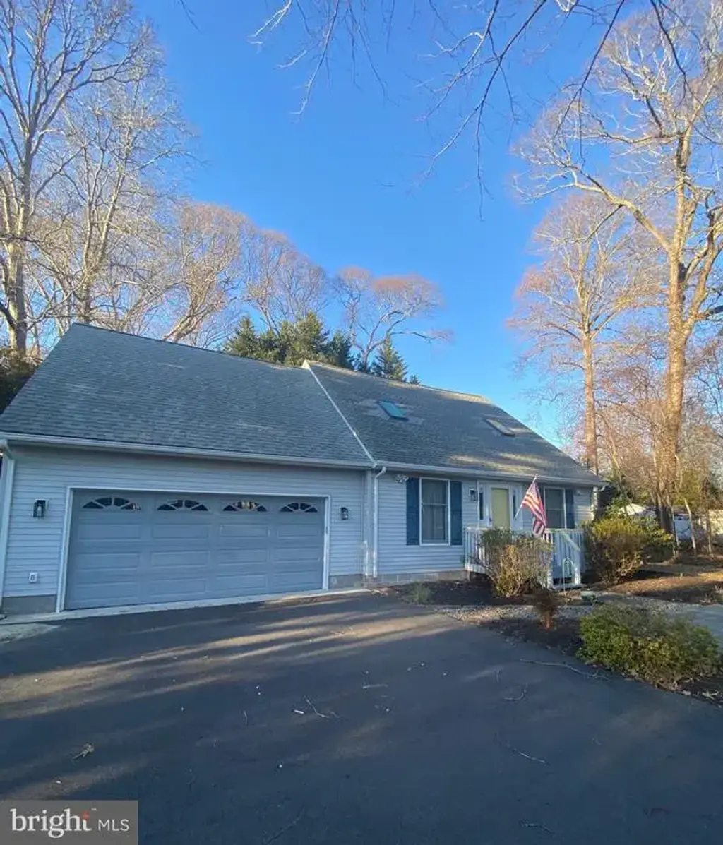 33937 Woodland Cir, lewes