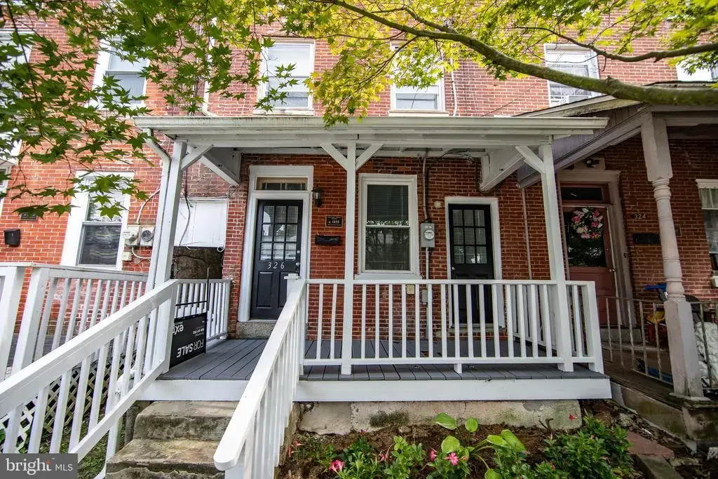 326 E Linden St, KENNETT SQUARE