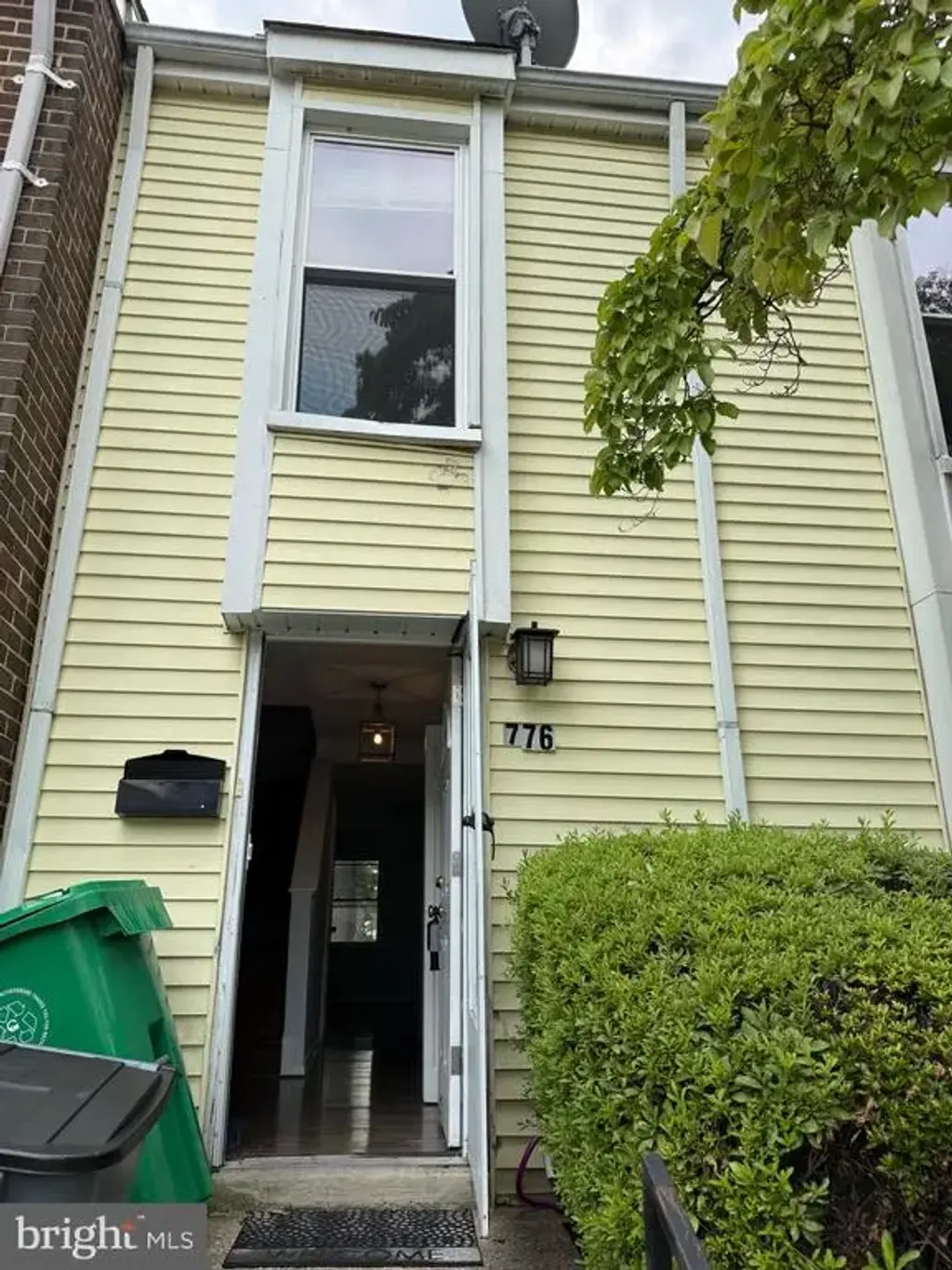 776 W Side Dr #9-c, GAITHERSBURG