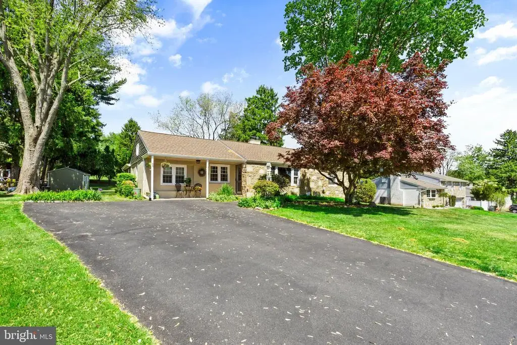 101 N Hilltop, CHURCHVILLE