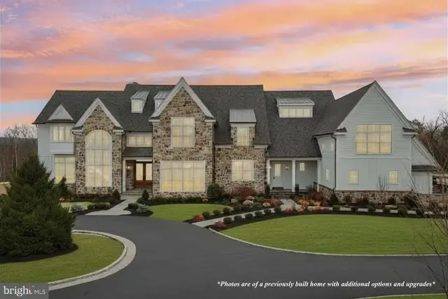 1339 Carolannes Way, West Chester