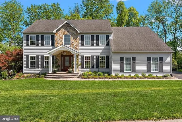 40 Silverwood Blvd, Newark