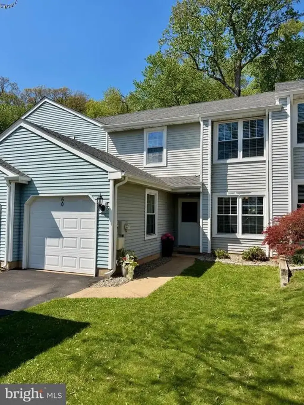 60 Carousel Cir, NEW BRITAIN
