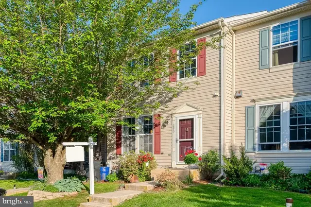 293 Spencer Cir, Forest Hill