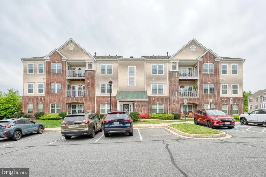 303 Lothian Way #303, ABINGDON