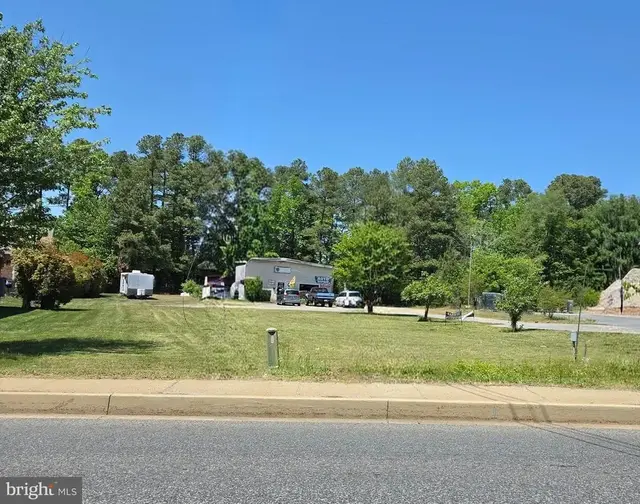 21407 Great Mills Rd, Lexington Park