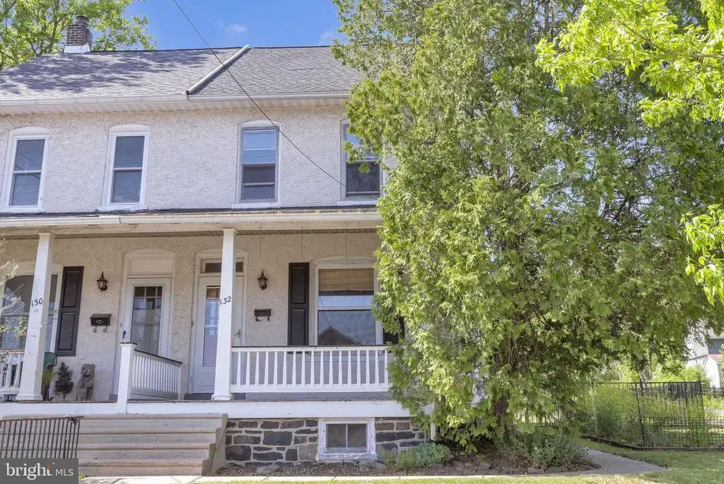 132 N 9th St, PERKASIE