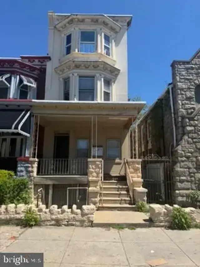 211 N 52nd St, Philadelphia