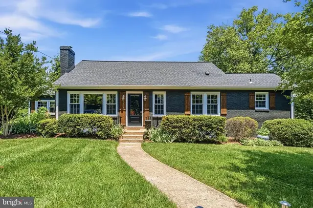 9304 Stuart Ave, Manassas
