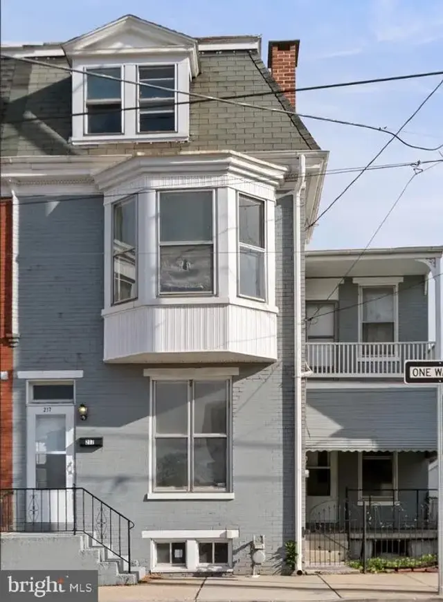 217 E King, York