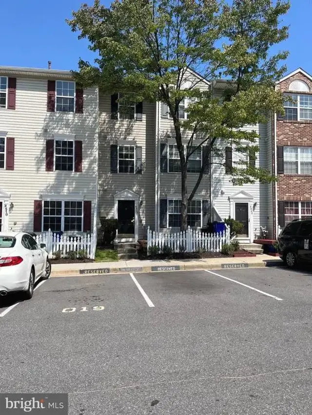 8848 Goose Landing Cir, Columbia
