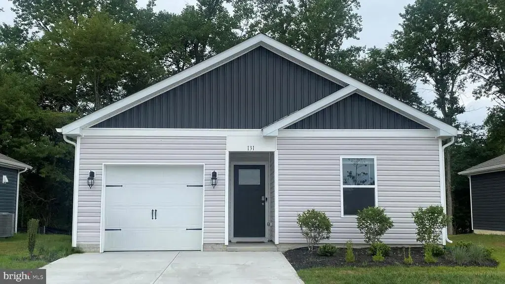 121 Hobbs St, GREENSBORO