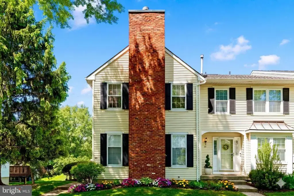 63 Liberty Dr, LANGHORNE