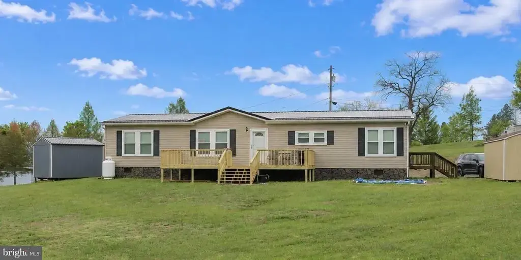 409 Sky Valley Dr, CABINS