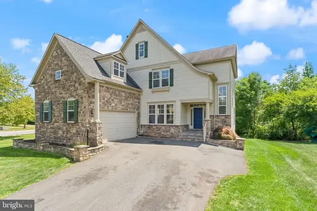 12850 Victory Lakes Loop, Bristow