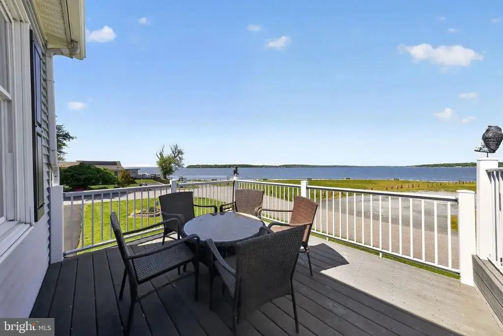 114 Bluff Rd, EARLEVILLE