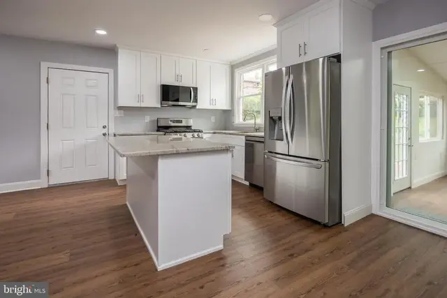 29 Beekman Rd, Wilmington