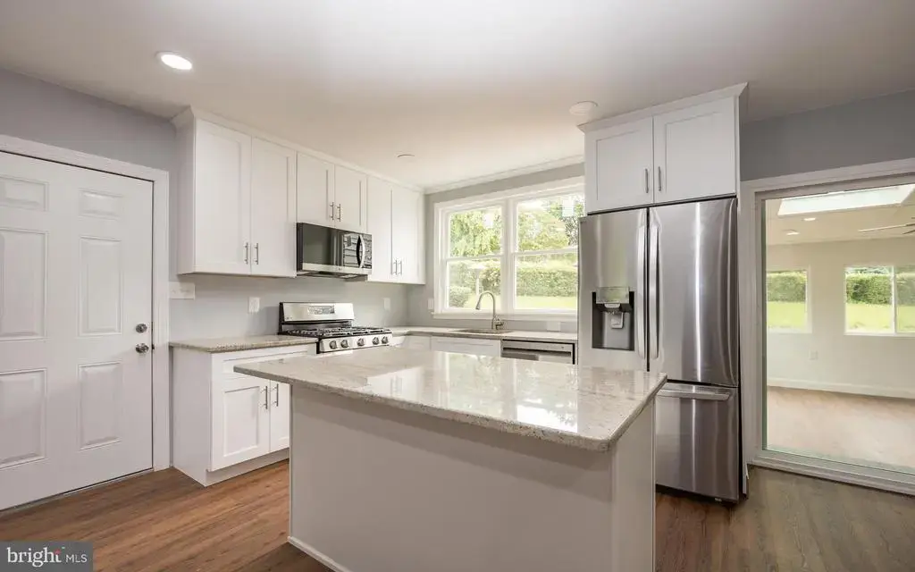 29 Beekman Rd, WILMINGTON