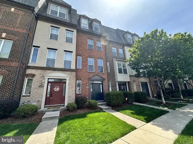1414 Wheyfield Dr, Frederick