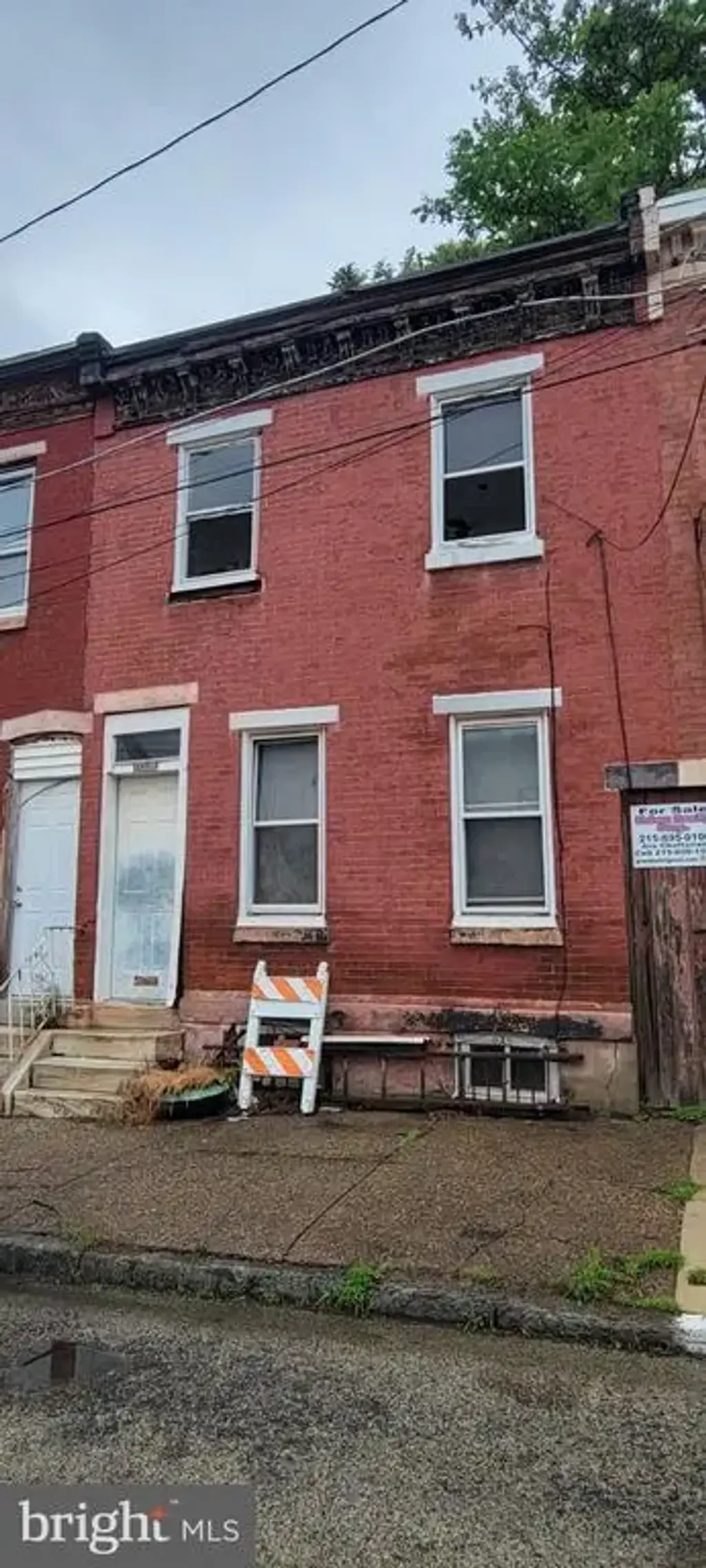 1035 W Nevada St, PHILADELPHIA