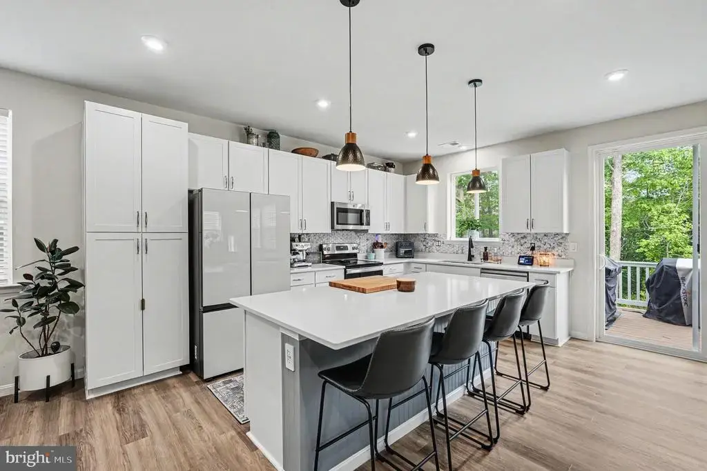 7109 State Way, RUTHER GLEN