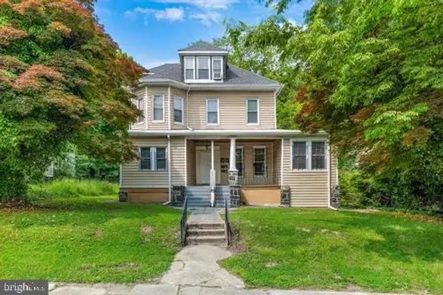 2218 Roslyn, Baltimore