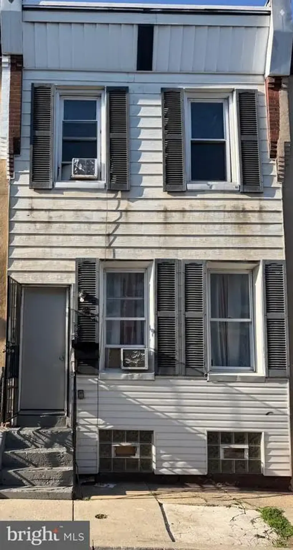 661 E Clementine St, PHILADELPHIA