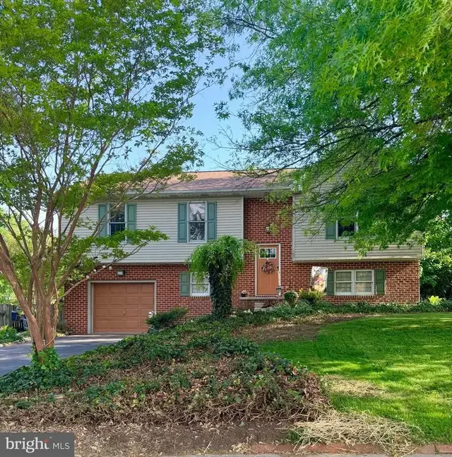 107 Northview Dr, Hanover