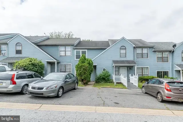 109 Germantown Ct, Newark