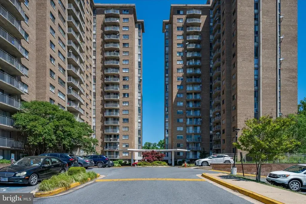 1836 Metzerott Rd #1504, HYATTSVILLE