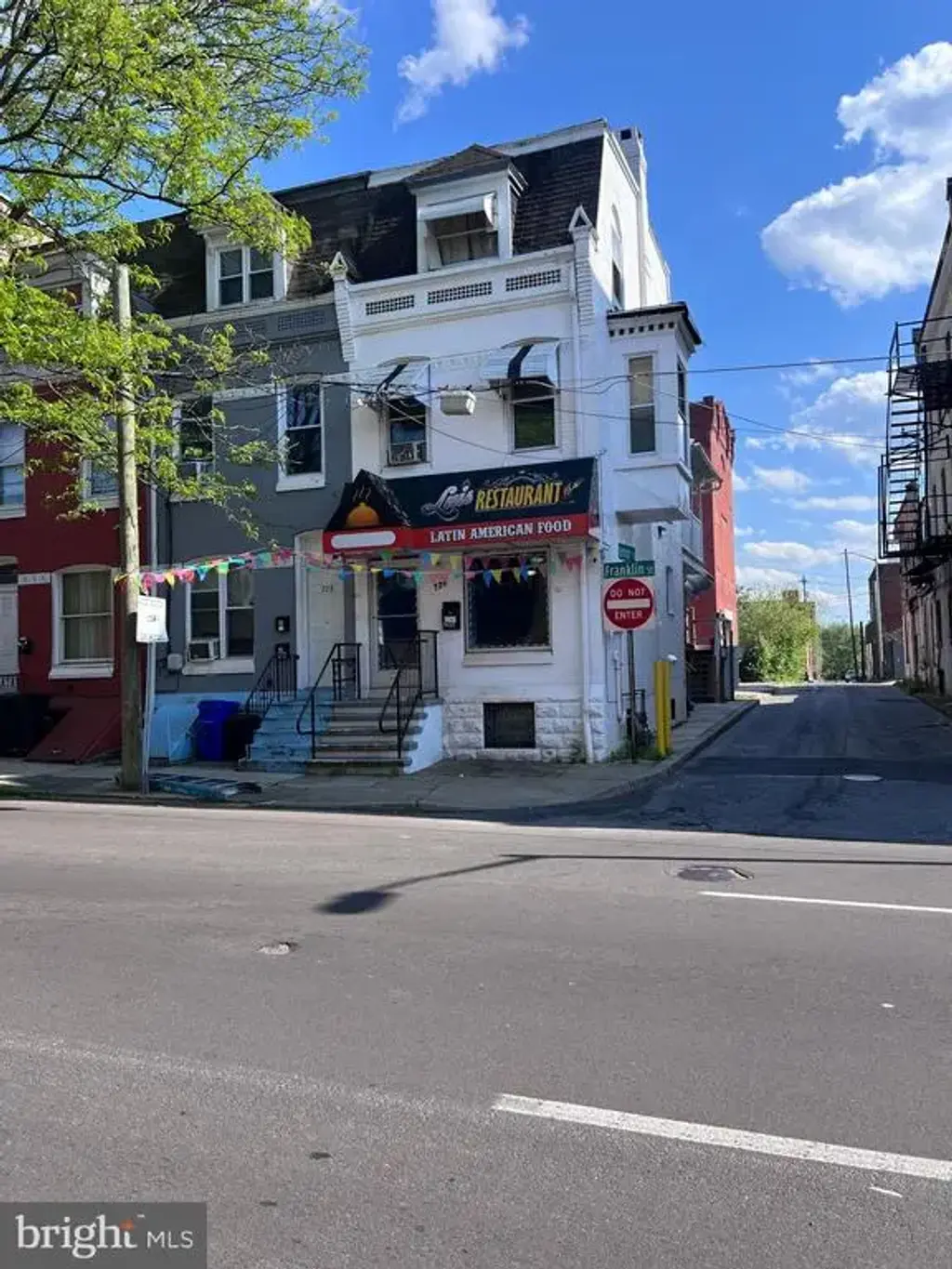 726 Franklin St, READING