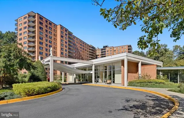 4201 Cathedral Ave Nw #220e, Washington