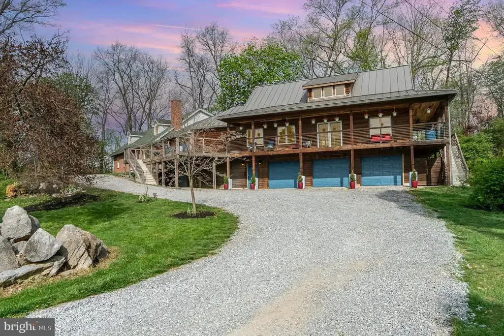 99 Fogelsanger Rd, SHIPPENSBURG