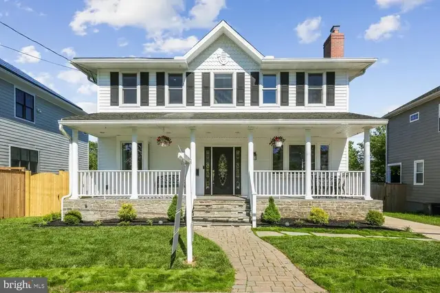 9813 Montauk Ave, Bethesda