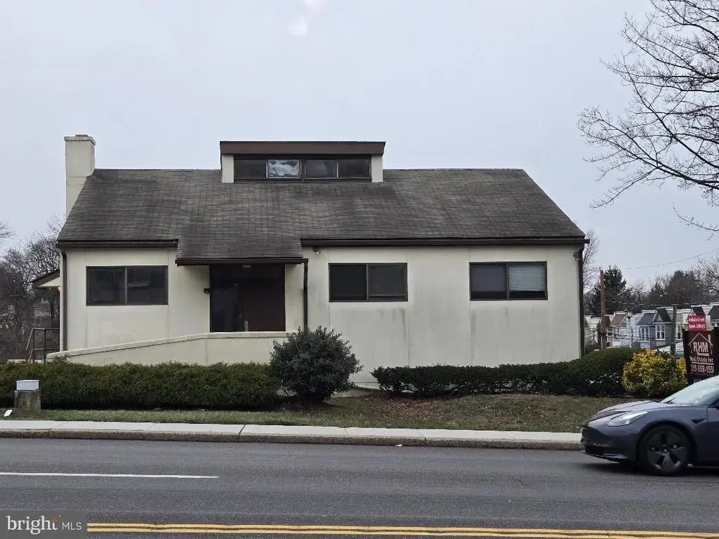 42 N York Rd, WILLOW GROVE