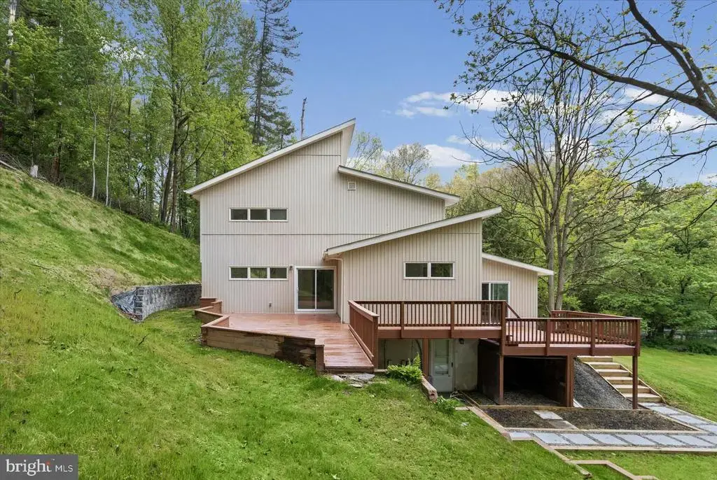2056 Brown Rd, FINKSBURG