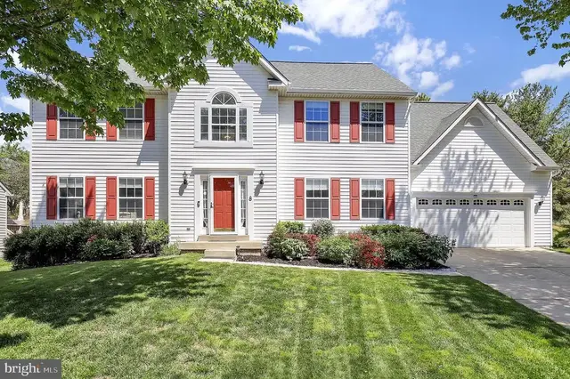 8 Madrigal Ct, Germantown