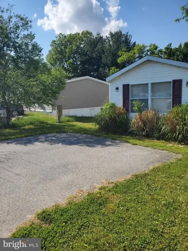 35 Main Dr #66, Townsend