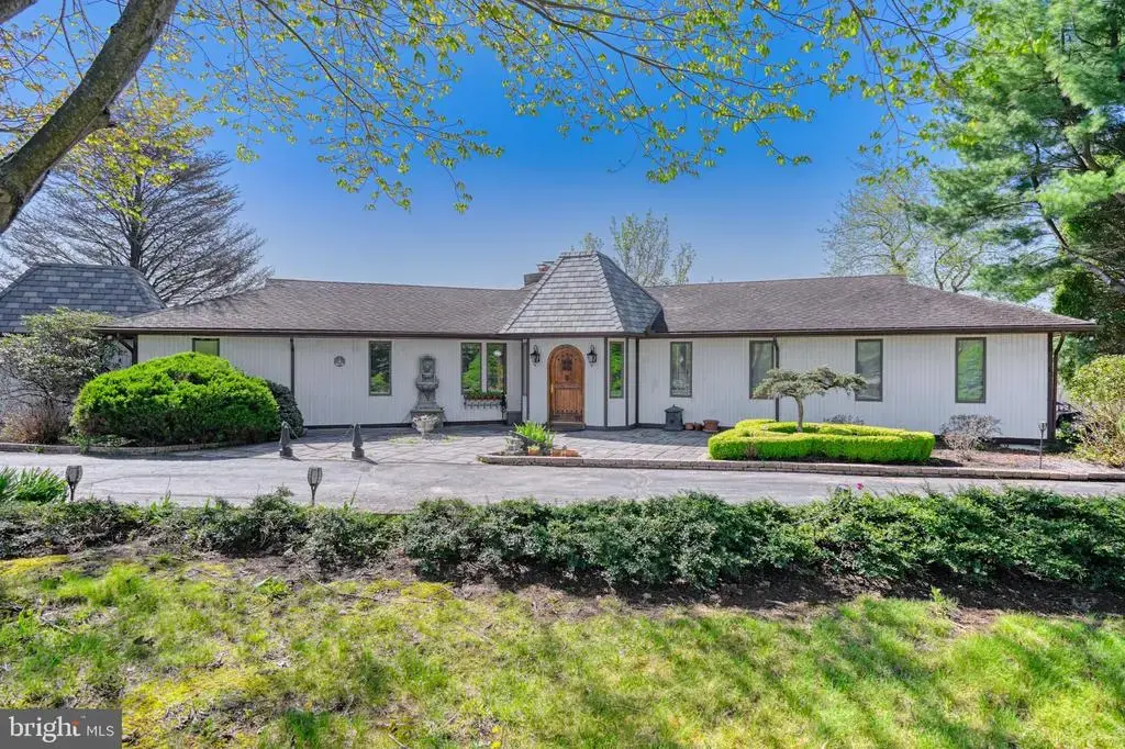 253 Quaker City Rd, KEMPTON