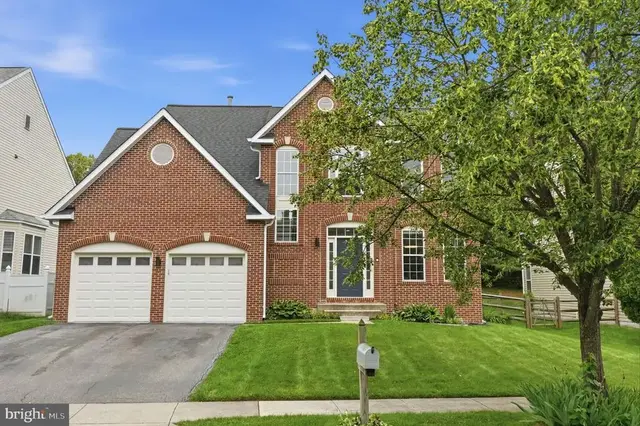107 Cherrywood Dr, Gaithersburg