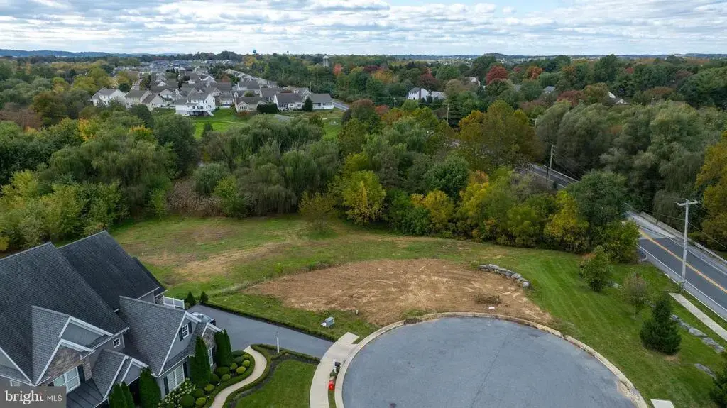 398 Fern Ln, LANCASTER