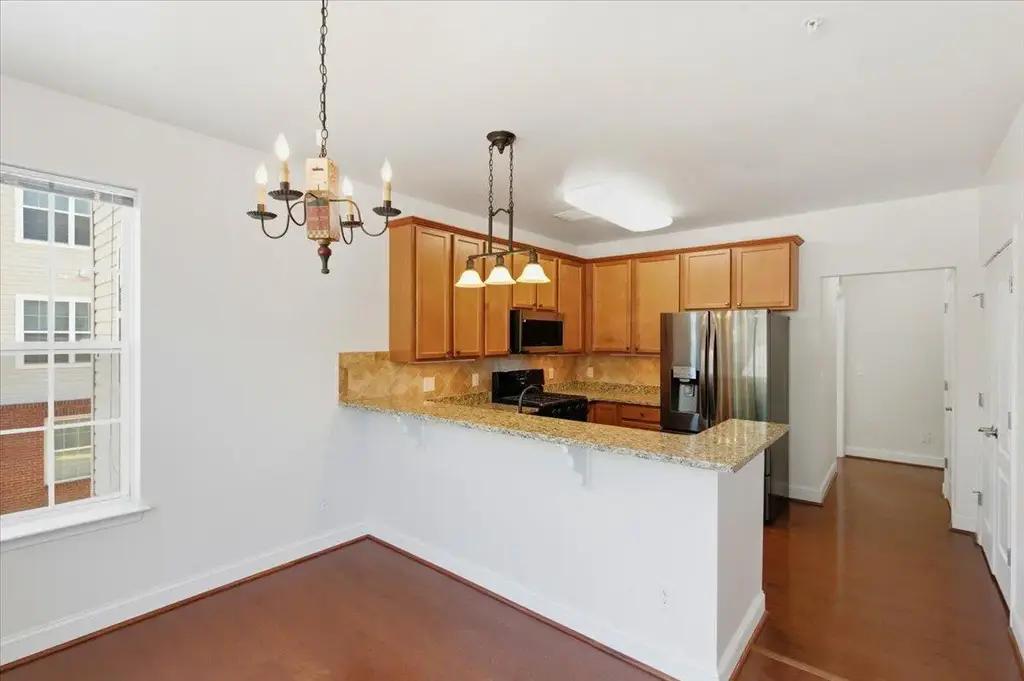 9204 Charleston Dr #207, MANASSAS